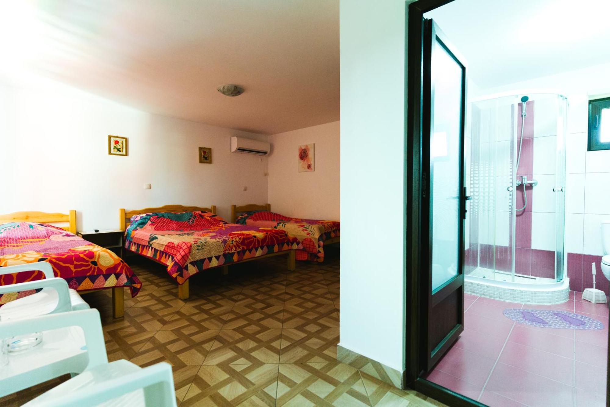 Casa Leahu Hotel Costinesti Bagian luar foto